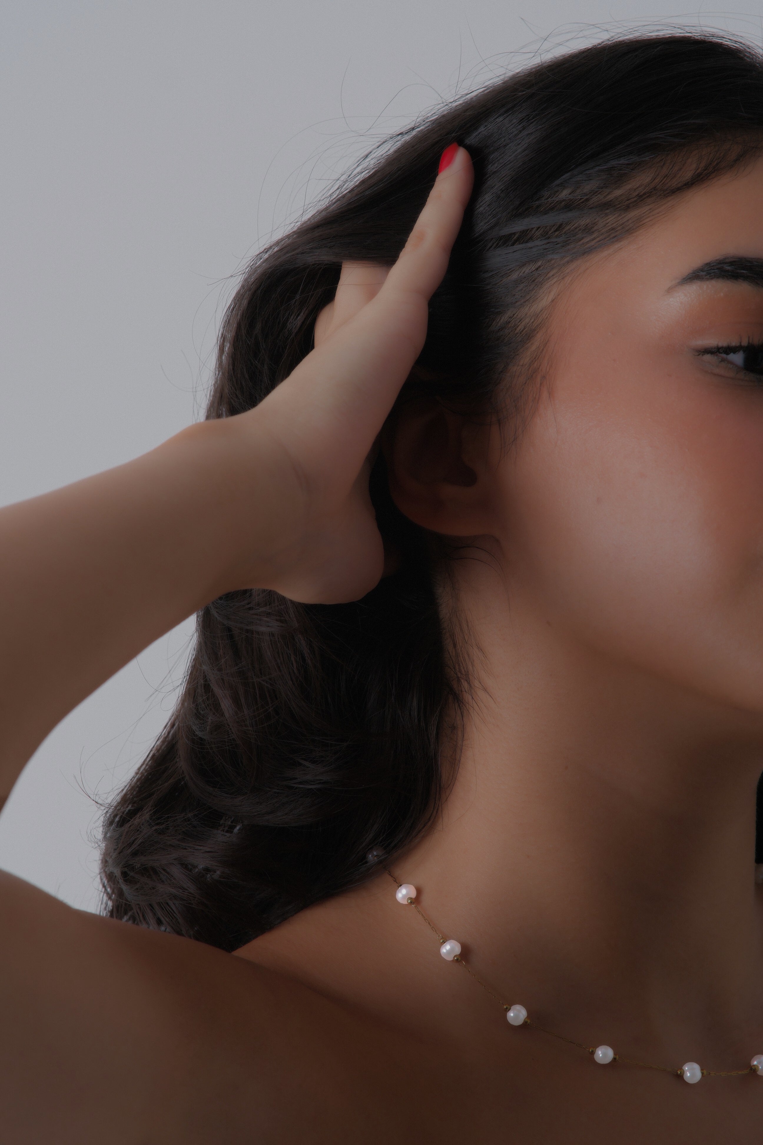 La Perle necklace styled view
