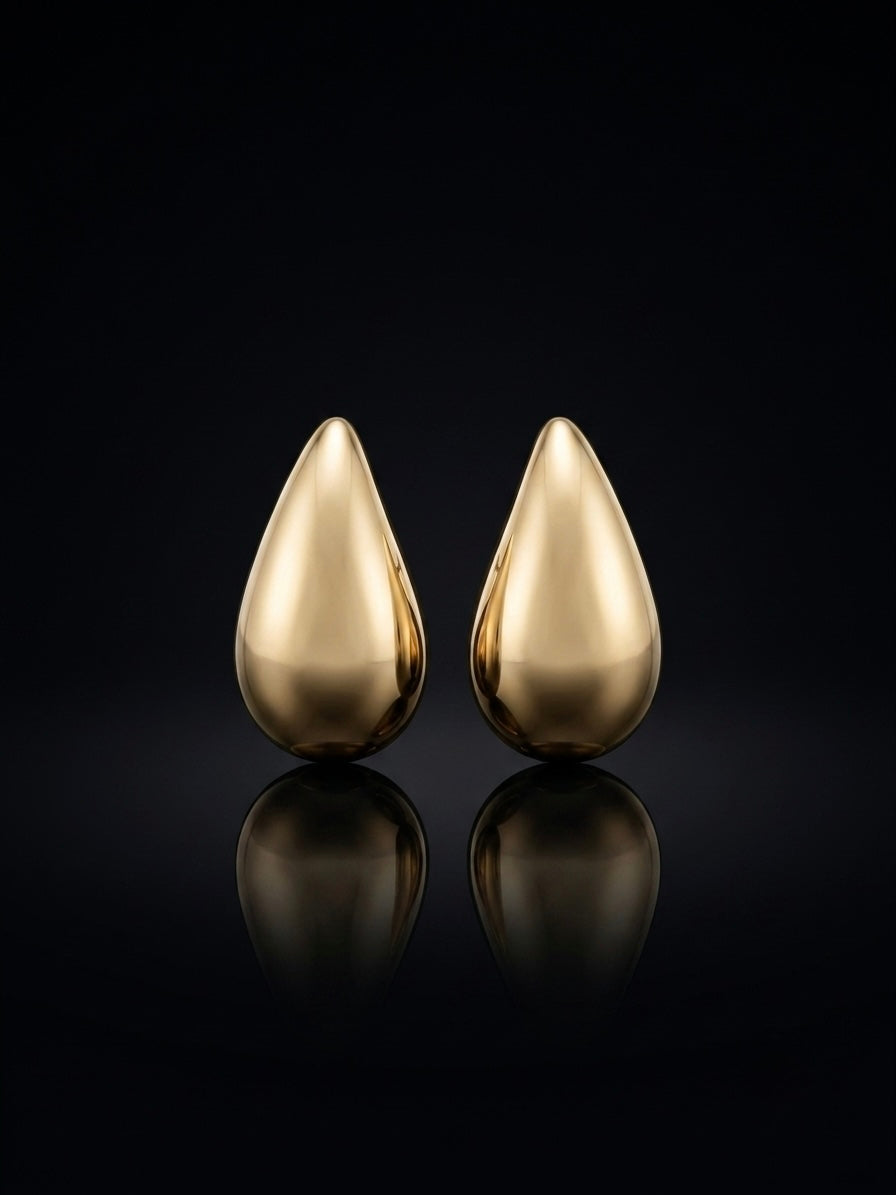 The Drop earrings detail view
