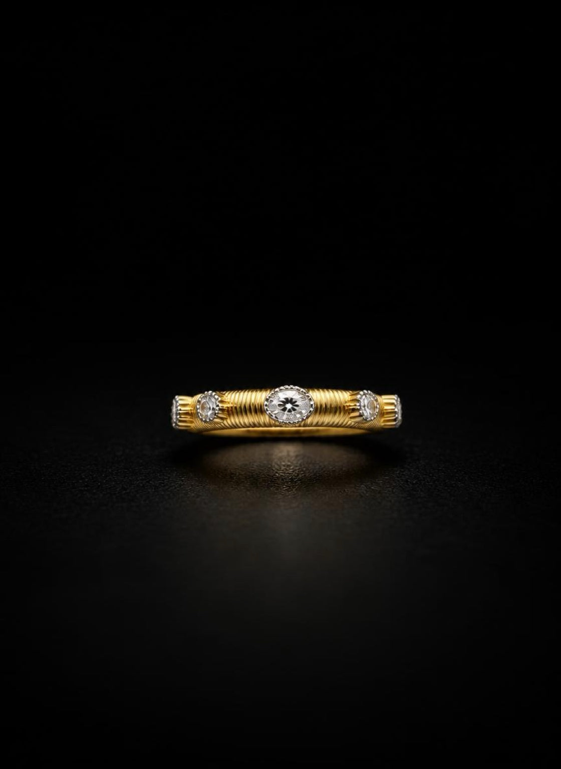 Lumina ring by Oro and Plata